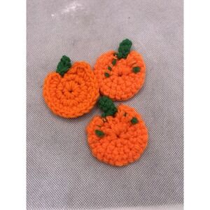 Crochet Small Pumpkin Applique 3 pc‎ Scrapbook Cardmaking Crafts